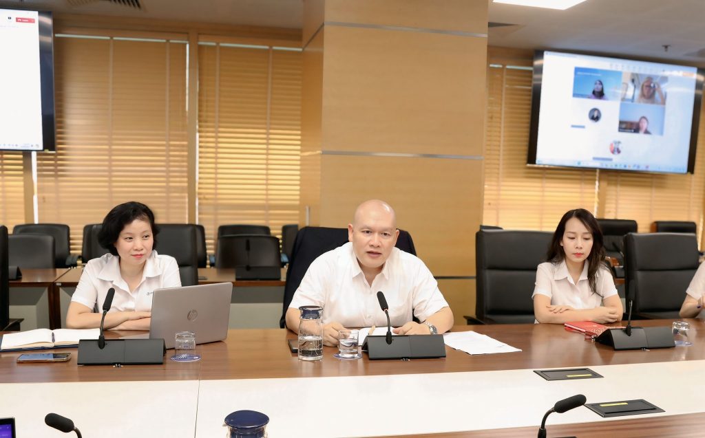 Mr Phan Minh Tuan, Head of the EVN International Relations Department participated in the kick-off pilot mentoring programme